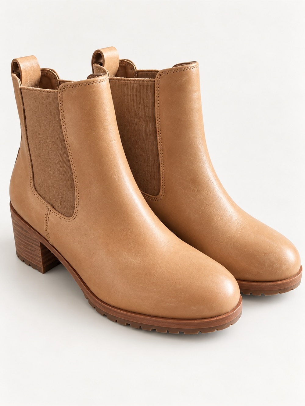 Nisolo Tan Leather Chelsea Ankle Boots Lug Sole Women’s Size 6.5